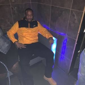 Meet your Posher, Akeem